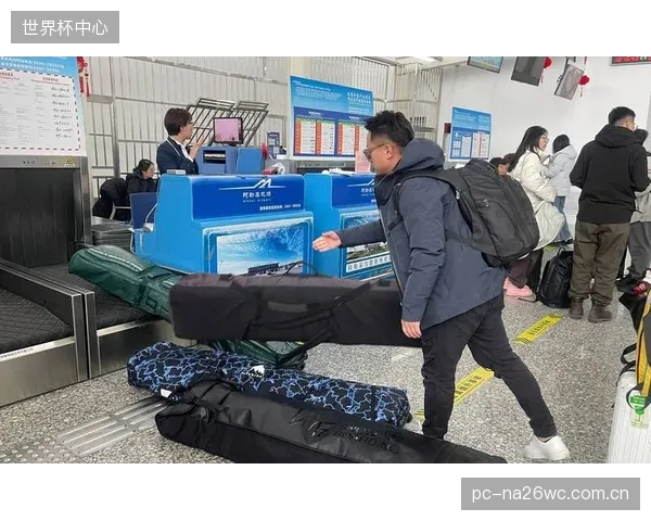 哥伦比亚在崇礼滑雪场完成千次测试，其CNT加热薄膜的阻值标定流程旨在消除Omni-Heat™产品发热不均的现象